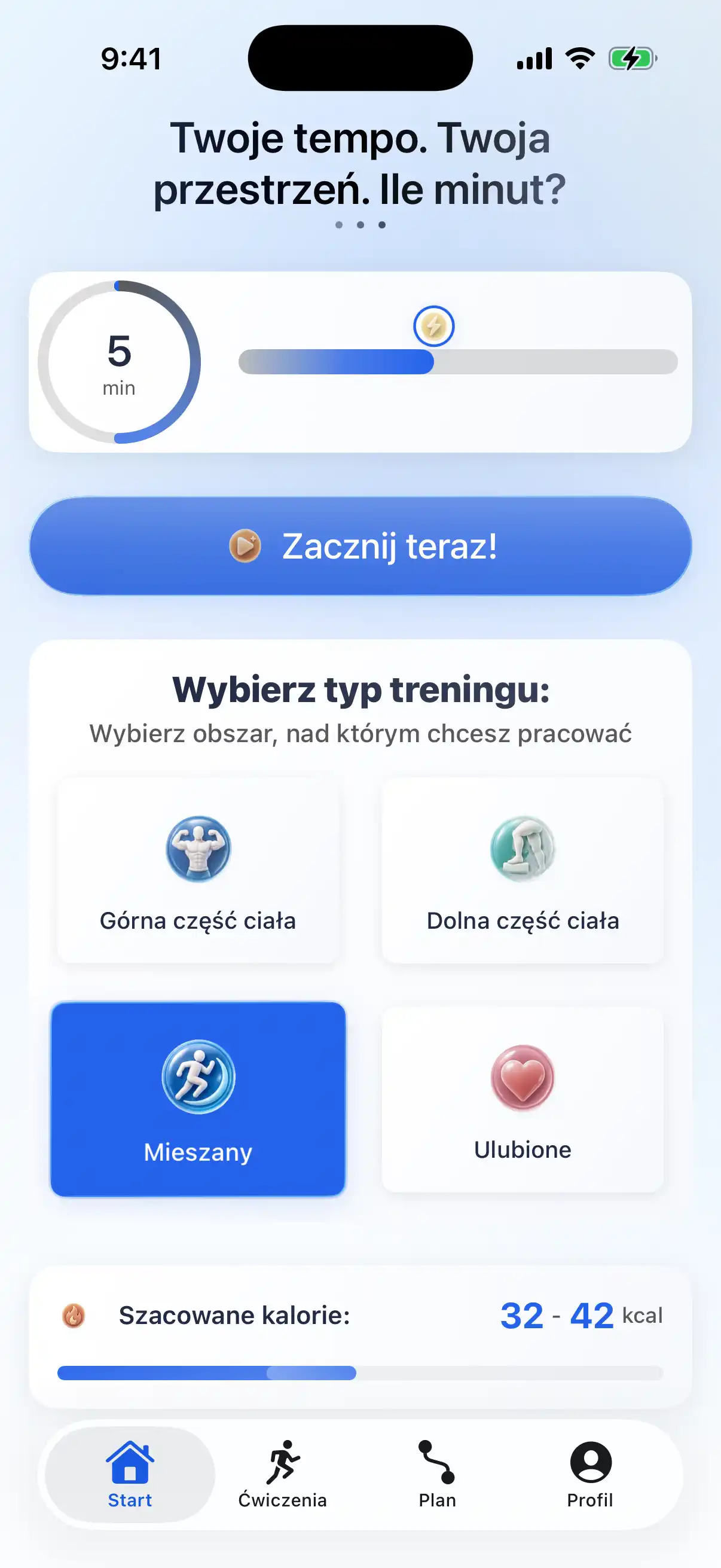 Ekran główny aplikacji RazFit pokazujący czas treningu, typy treningów i postęp